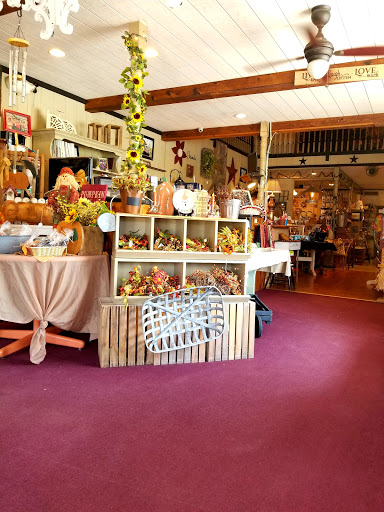 Craft Store «Honeysuckle Trail Country Craft», reviews and photos, 284 Barnsley Rd, Oxford, PA 19363, USA