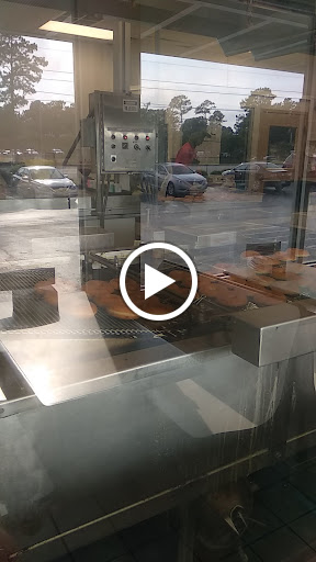 Donut Shop «Krispy Kreme Doughnuts», reviews and photos, 2822 S College Rd, Wilmington, NC 28412, USA