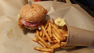 Photo n°22 de Vans And﻿ Burger à Martigues ()