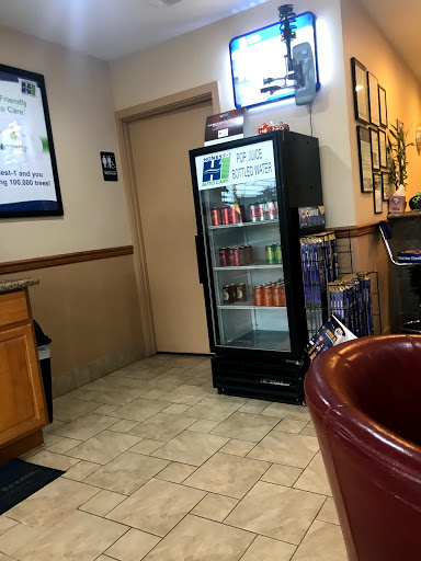 Auto Repair Shop «Honest-1 Auto Care», reviews and photos, 13840 SE McLoughlin Blvd, Portland, OR 97222, USA