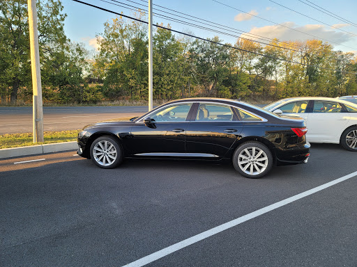 Audi Dealer «Sun Motor Cars Audi-Porsche», reviews and photos, 356 Woods Dr, Mechanicsburg, PA 17050, USA