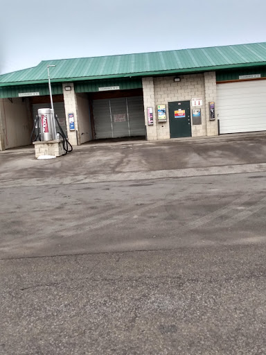 Bridge View Car Wash en Saginaw