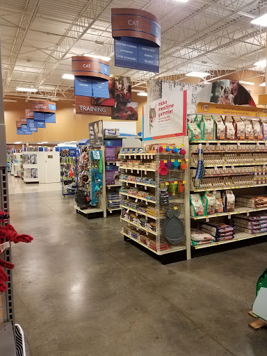 Pet Supply Store «PetSmart», reviews and photos, 2449 Laurens Rd, Greenville, SC 29607, USA