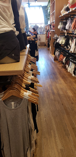 Sportswear Store «lululemon», reviews and photos, 2905 E Skyline Dr #255, Tucson, AZ 85718, USA