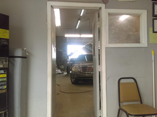 Auto Body Shop «Lorenzos Bodyshop», reviews and photos, 160 SW 9th Ave, Homestead, FL 33030, USA