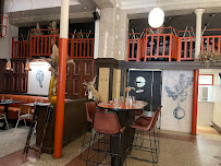 Atmosphère du Restaurant français Brasserie Bouillon Baratte - Institution lyonnaise - n°12
