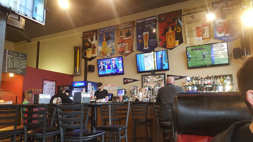 Pizza Restaurant «Schmizza Pub & Grub Broadway», reviews and photos, 628 NE Broadway St, Portland, OR 97232, USA