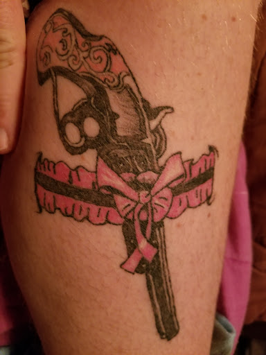 Explore florida gators tattoo ideas, creative tattoo ideas in Davis, available at SIX GUN SOUND TATTOO