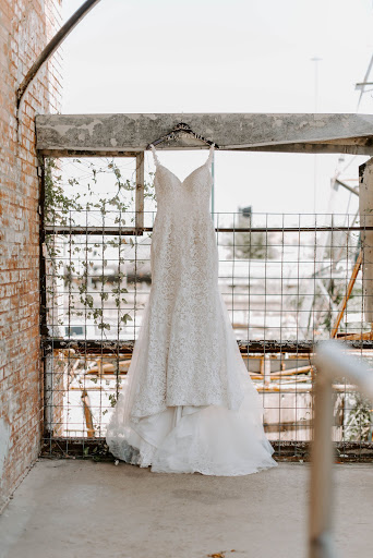 Bridal Shop «EmilyHart Bridal», reviews and photos, 12450 Blue Valley Pkwy, Overland Park, KS 66213, USA