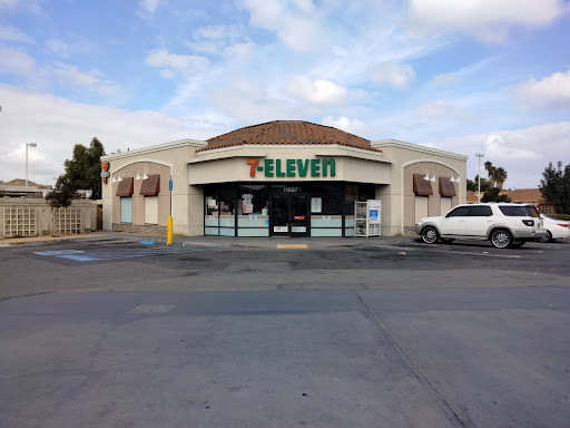 Convenience Store «7-Eleven», reviews and photos, 11887 Magnolia Ave, Riverside, CA 92503, USA