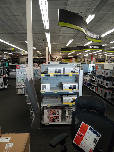 Office Supply Store «Staples», reviews and photos, 105 Banks Rd, Fayetteville, GA 30214, USA