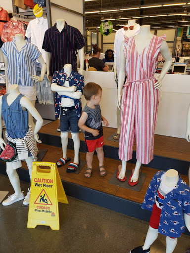 Clothing Store «Old Navy», reviews and photos, 3473 Merchant Boulevard, Abingdon, MD 21009, USA