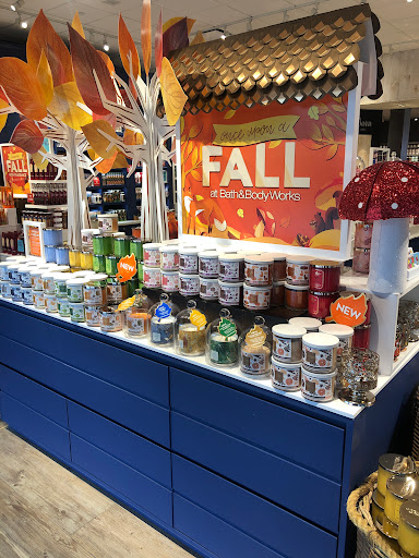 Beauty Supply Store «Bath & Body Works», reviews and photos, 495 Prime Outlets Boulevard, Hagerstown, MD 21740, USA