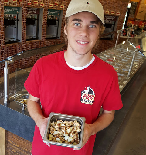 Frozen Yogurt Shop «The Pump House Frozen Yogurt Bar - Grand Rapids», reviews and photos, 2090 Celebration Dr NE #120, Grand Rapids, MI 49525, USA