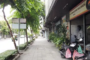 Bangkok Metropolitan Administration General Hospital(Royal Road Side) image