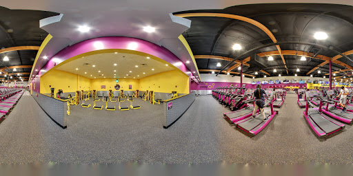 Gym «Planet Fitness», reviews and photos, 3382 W Shaw Ave, Fresno, CA 93711, USA