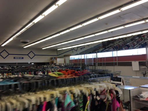 Thrift Store «Sav-Mor Discount», reviews and photos, 1725 W Orangethorpe Ave, Fullerton, CA 92833, USA