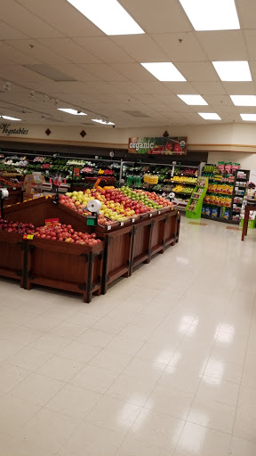 Grocery Store «Kroger», reviews and photos, 1555 Wayne Ave, Dayton, OH 45410, USA