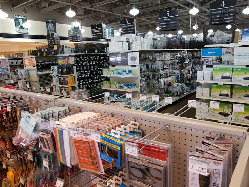 Computer Store «Micro Center», reviews and photos, 730 Memorial Dr, Cambridge, MA 02139, USA