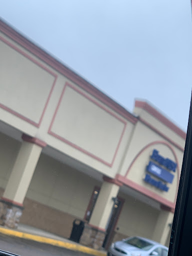 Blood Donation Center «Biotest Plasma Center, Plasma Donation Centers», reviews and photos