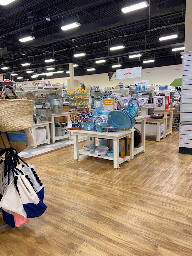 Department Store «T.J. Maxx and HomeGoods», reviews and photos, 2540 Cumberland Blvd SE, Smyrna, GA 30080, USA