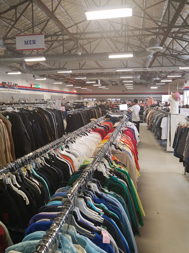 Thrift Store «Super Thrift Store», reviews and photos, 815 N Oxnard Blvd, Oxnard, CA 93030, USA