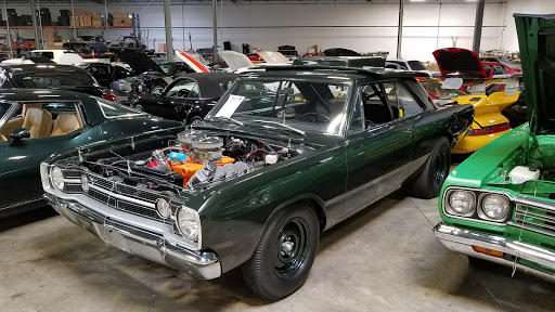 Car Dealer «R&H Motorcars», reviews and photos, 6441 Davis Industrial Pkwy, Solon, OH 44139, USA