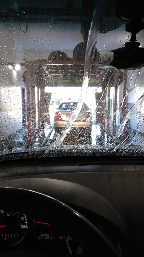 Car Wash «Santa Ana Express Car Wash», reviews and photos, 202 E First St, Santa Ana, CA 92701, USA