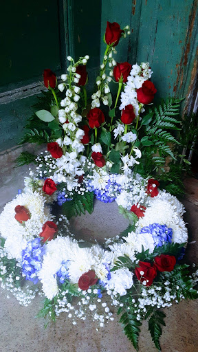 Florist «ROSE PETALS FLORIST», reviews and photos, 343 S 2nd St, Little Falls, NY 13365, USA