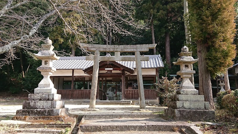 春日神社