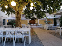 Atmosphère du Restaurant français La Table du Trusquin à Pierrelatte - n°2