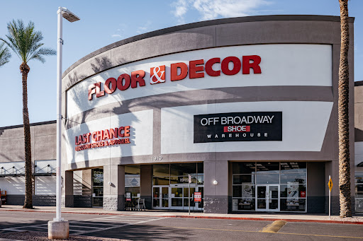 Department Store «Last Chance Clearance Store», reviews and photos, 1919 E Camelback Rd, Phoenix, AZ 85016, USA