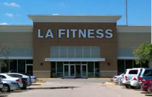 Gym «LA Fitness», reviews and photos, 7650 S Barrington Rd, Hanover Park, IL 60133, USA