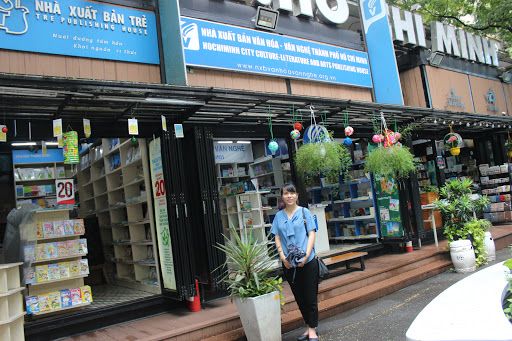 Esoteric stores Ho Chi Minh