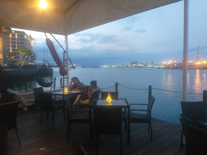 The Deck.Boat Restaurant - RFPV+4RF, Caudan St, Port Louis, Mauritius