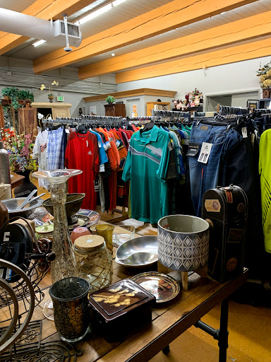 Thrift Store «Goodwill Store», reviews and photos, 23740 El Toro Rd e, Lake Forest, CA 92630, USA