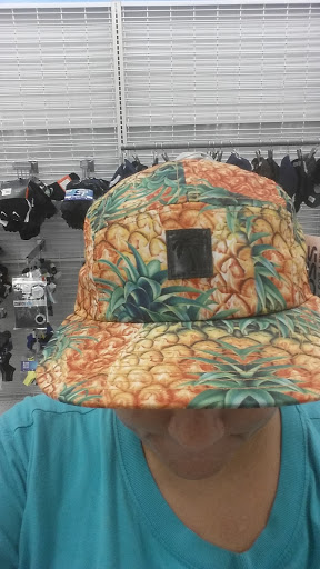 Clothing Store «Ross Dress for Less», reviews and photos, 2936 Interstate 45 N, Conroe, TX 77303, USA