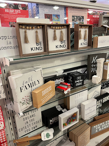 Department Store «HomeGoods», reviews and photos, 1444 E Golf Rd, Schaumburg, IL 60173, USA