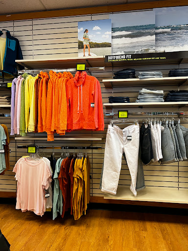 Clothing Store «Eddie Bauer Outlet», reviews and photos, 8130 Factory Shops Blvd, Jeffersonville, OH 43128, USA