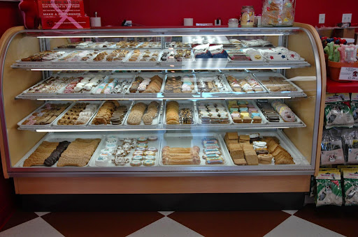 Pet Supply Store «Brown Dog Bakery», reviews and photos, 2310 SE Delaware Ave, Ankeny, IA 50021, USA