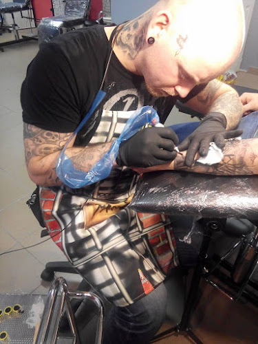 Hozzászólások és értékelések az Rongybaba Tattoo Stúdió - tattoo stúdió,tetováló szalon,tetováló művész, szépségszalon-ról
