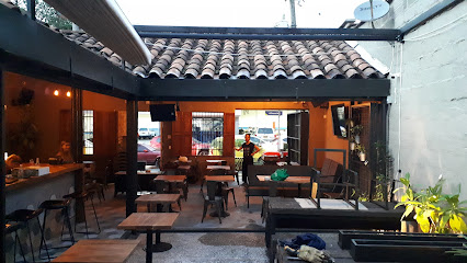 Barrio Sur Cafe Bar - Cl. 30 Sur #43A - 23, Zona 2, Envigado, Antioquia, Colombia