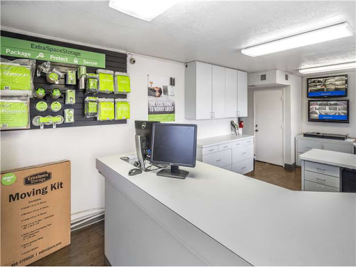 Storage Facility «Extra Space Storage», reviews and photos, 1251 W Pacific Coast Hwy, Wilmington, CA 90744, USA