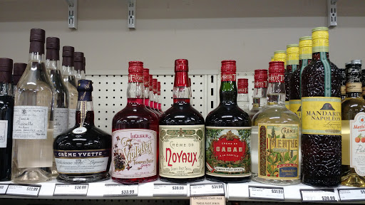 Liquor Store «Liquor City Uncorked», reviews and photos, 501 Crescent Ave, Covington, KY 41011, USA