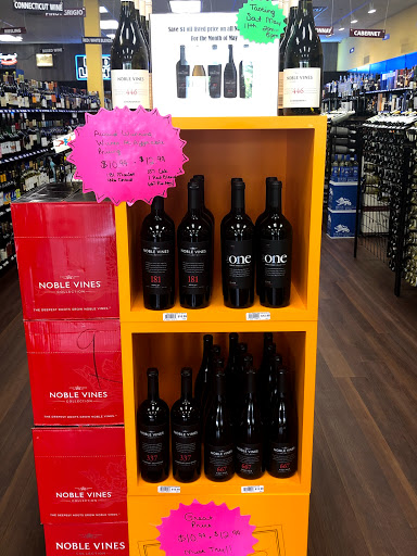 Wine Store «Premier Wine & Spirits», reviews and photos, 100 Main St N # 11, Southbury, CT 06488, USA