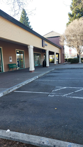 Clothing Store «Gap Outlet», reviews and photos, 121 Nut Tree Rd a, Vacaville, CA 95687, USA