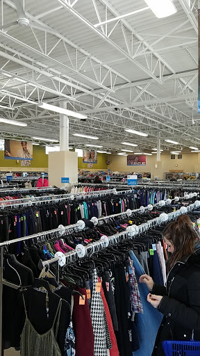 Thrift Store «Goodwill Store & Donation Center», reviews and photos, 130 Frances Ln, Beaver Dam, WI 53916, USA