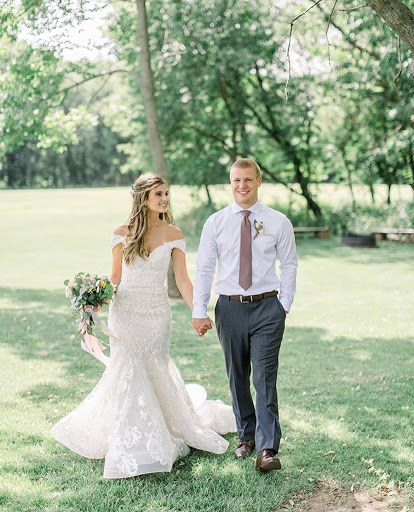 Bridal Shop «Bridal Boutique», reviews and photos, 412 E 6th St, Des Moines, IA 50309, USA