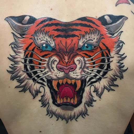 Tattoo Shop «Davinci Tattoo», reviews and photos, 777 E Merritt Island Causeway, Merritt Island, FL 32952, USA