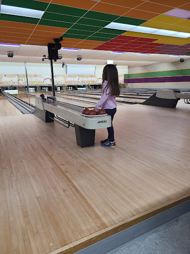 Bowling Alley «Bayberry Bowling Center», reviews and photos, 326 Main St, Spencer, MA 01562, USA